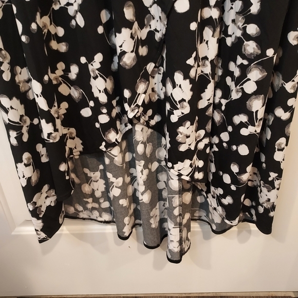 LANE BRYANT dark floral  maxi dress faux-wrap high low sz 26 28 - Picture 5 of 8